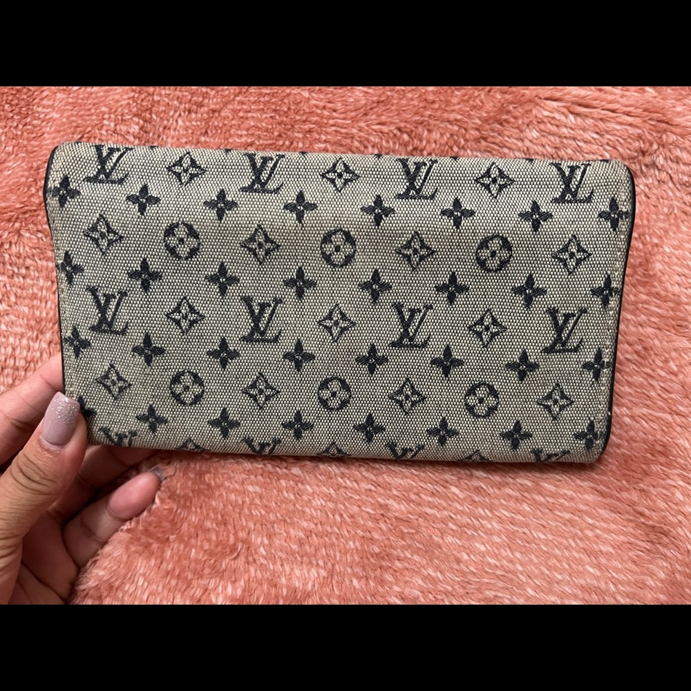 Louis Vuitton Monogram MIni Lin Canvas Porte Tresor International Wallet - Picture 3 of 11